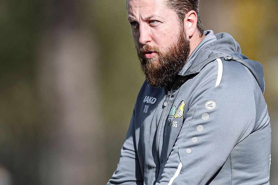 Er bleibt. Doch Julian Ritter braucht zur kommenden Saison einen neuen Co-Trainer an seiner Seite. Er bleibt. Doch Julian Ritter braucht zur kommenden Saison einen neuen Co-Trainer an seiner Seite.