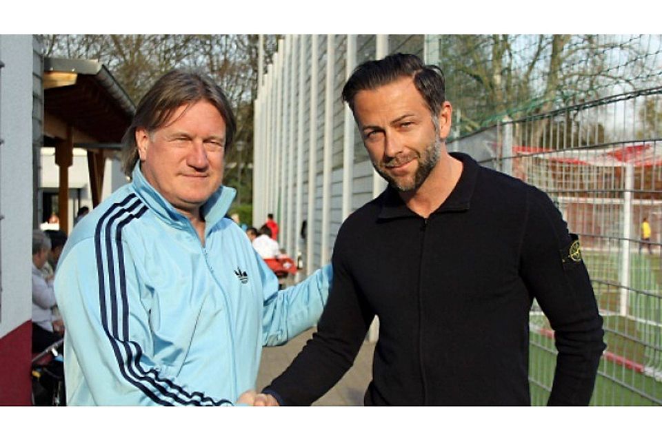 Dino Degenhard (r.), neuer Trainer von Sportfreunde Wanne-Eickel, muss in der Vorbereitung eine neue Mannschaft formen. Foto: Jantowski