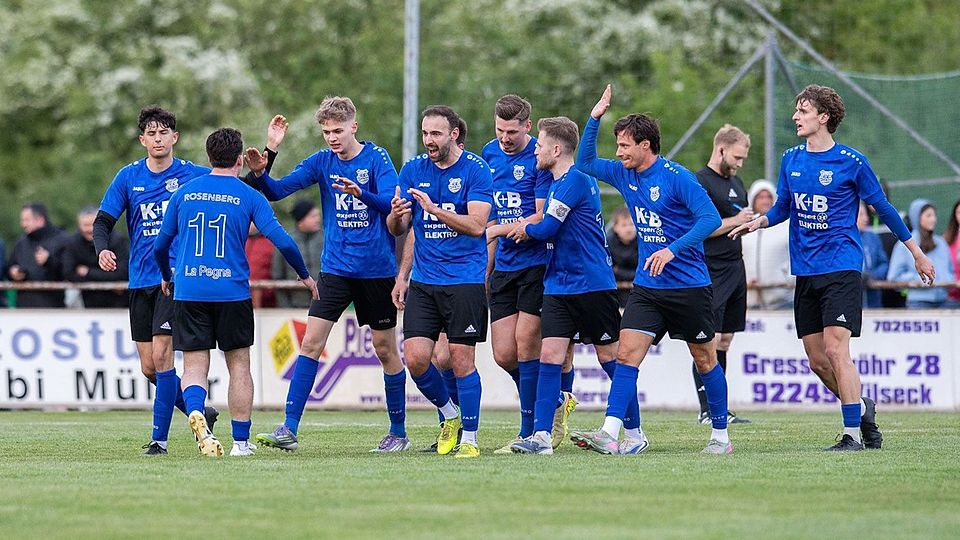 Kreisliga-Vize TuS Rosenberg hat es in die 2. Runde der Bezirksliga-Relegation geschafft. Dort wartet am Freitag die DJK Arnschwang.