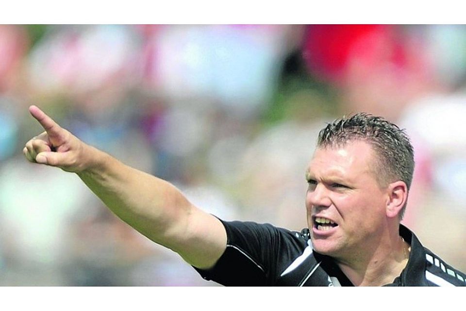 Fortuna-Trainer Uwe Koschinat beklagt ein „brutales Mentalitätsproblem“ bei seinem Team. FOTO: DPA