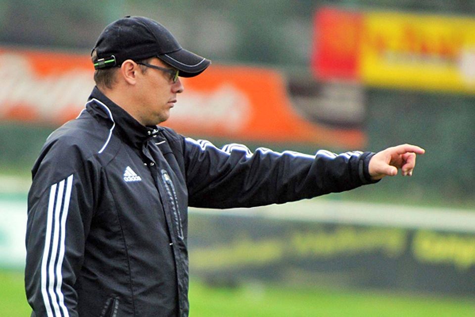 Bereits in seiner zehnten Saison als Trainer des SV Rheintal: Oliver Neff. | Foto: Meinrad Schön