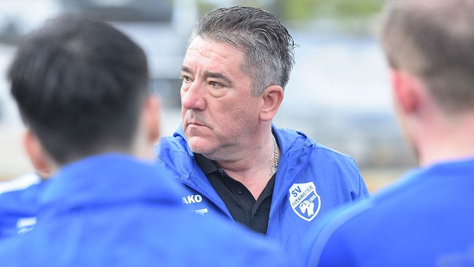 Zufrieden mit dem Jahresabschluss seiner Mannschaft: SVA-Coach Miron Tadic.