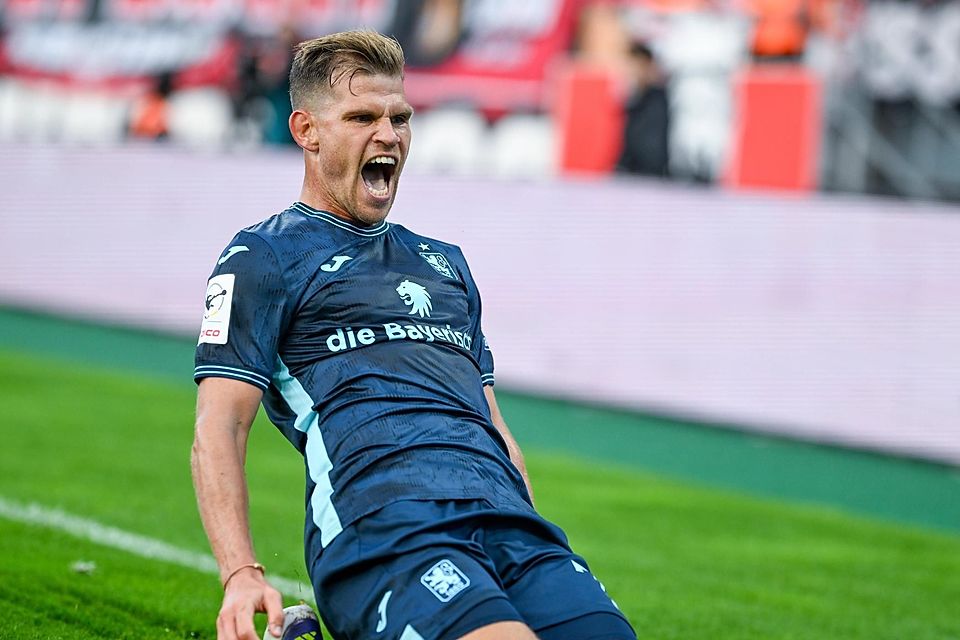 Florian Niederlechner gelang der Ausgleich zum 1:1.