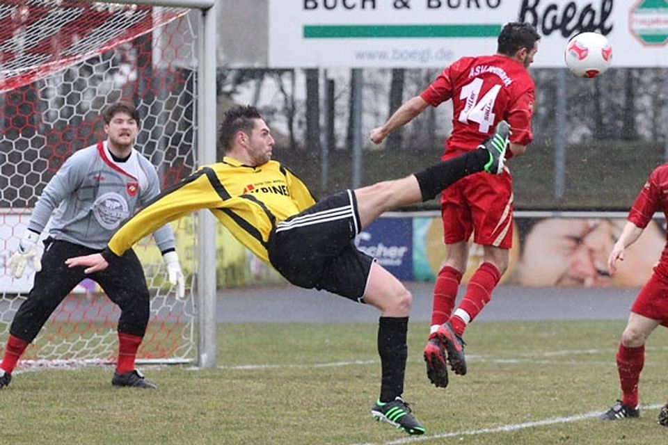 Neumarkts Abwehr muss auch im dritten Heimspiel in Folge aufmerksam sein.  Foto: Kastner