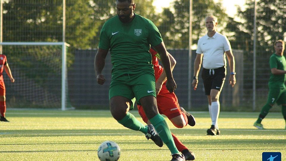 Der TSV Neustadt (grüne Trikots) verlor sein Heimspiel. 