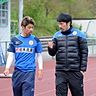 Trainer Takashi Yamashita (rechts). 