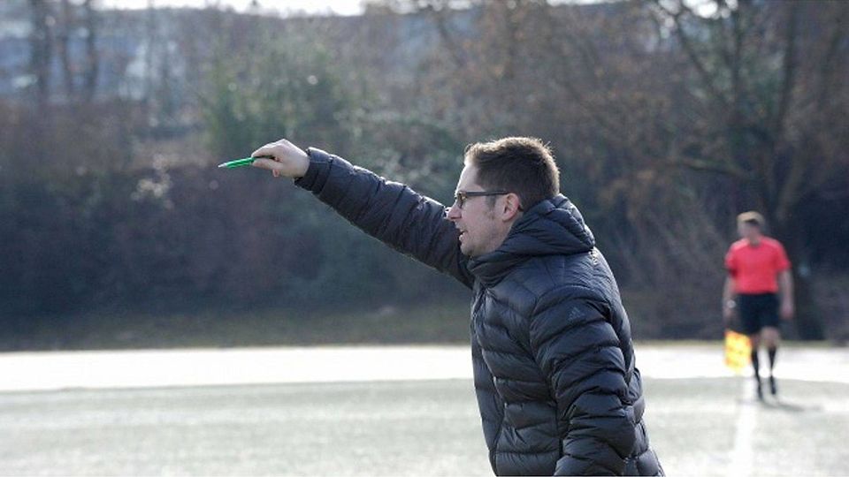 Freut sich über das Pokallos und hofft in der Liga auf das nächste Erfolgserlebnis: Waldalgesheims Trainer Patrick Joerg.	Foto: hbz/Kristina Schäfer