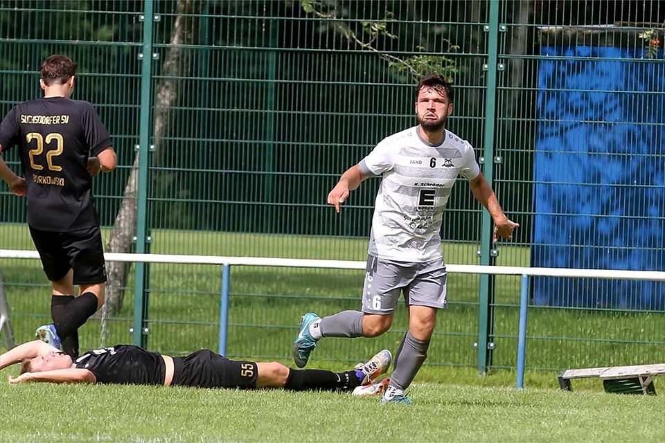 Foto aus dem Hinspiel - Jendrik Müller  (Preetzer TSV) traf auch im Rückspiel.