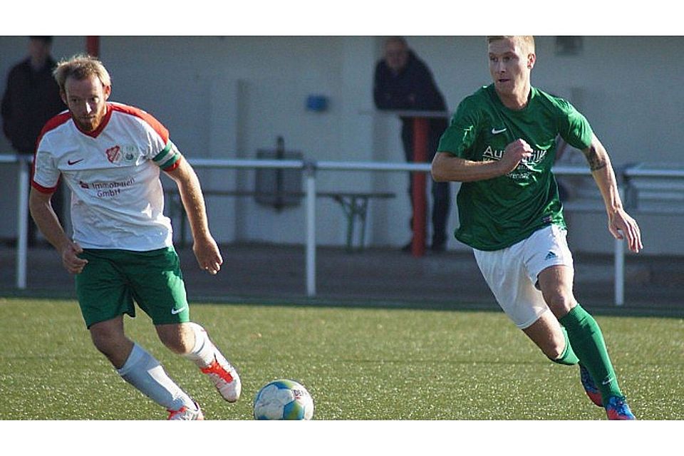 Werden sich wie im Hinspiel nichts schenken: SG-KapitänTino Bellmann und FC-Stürmer Philipp Auge.  (F: Bokun