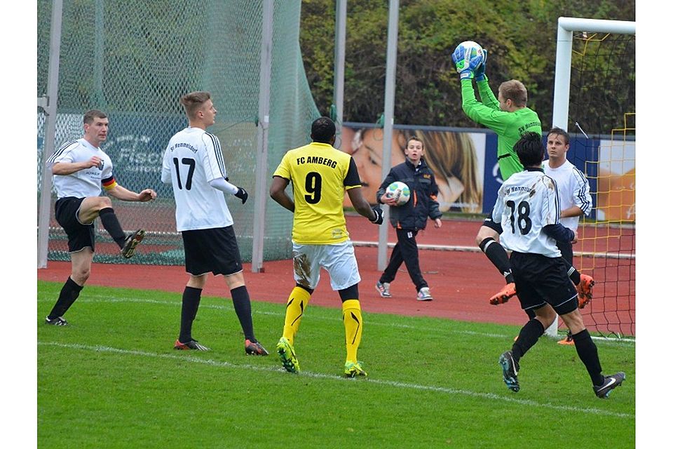 Wird auch in Aubstadt des öfteren im Mittelpunkt stehen. SVM-Torwart Sascha Haupt. Foto: Christian Eberhardt Wird auch in Aubstadt des öfteren im Mittelpunkt stehen. SVM-Torwart Sascha Haupt. Foto: Christian Eberhardt