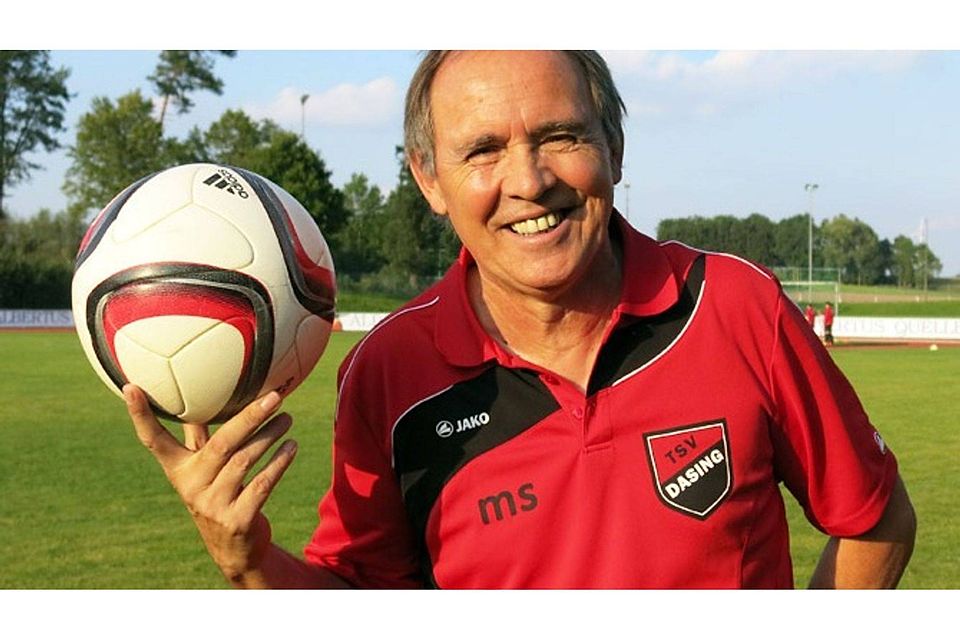 Seit über 25 Jahren ist Michael Schaeffer Mitglied beim TSV Dasing. Er leitet die Abteilung Fußball.	   F.: Felicitas Lachmayr