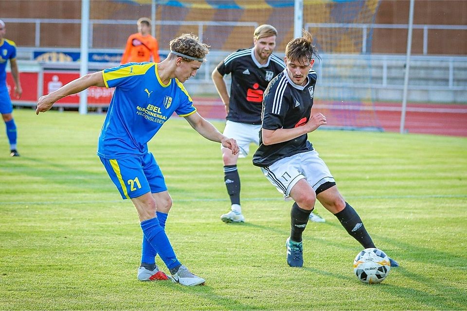 Haldensleben (in blau) gewann am Dienstag mit 2:1 gegen den MSC Preussen.