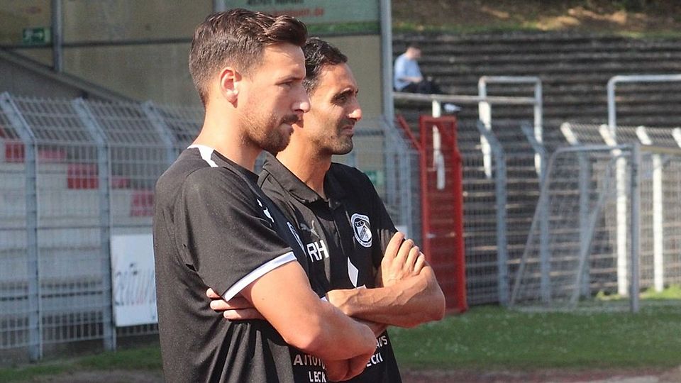 Das erfolgreiche Brünninghausener Trainerduo Rafik Halim (rechts) und Florian Gondrum (links) wird gesprengt. Halim hört aus freien Stücken zum Saisonende auf.