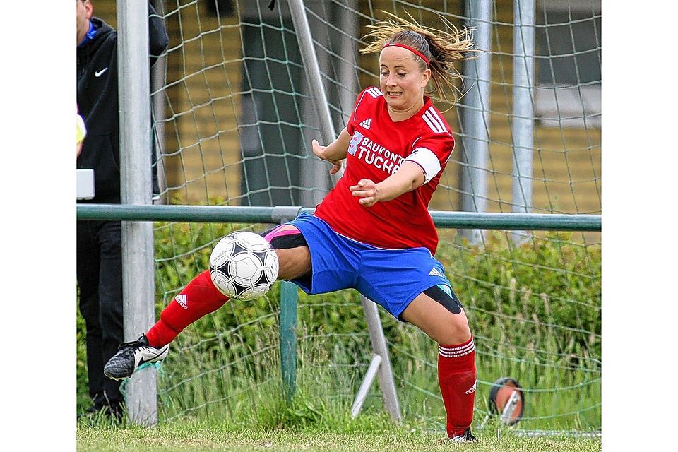 Sarah Katharina Wöhlk möchte sich mit der SG EMTV/Fleckeby in den Aufstiegsspielen gegen den Heider SV durchsetzen. Foto: Gerken