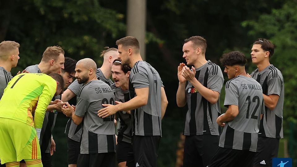 Die SG Walluf ist am Mittwochabend beim VfR Limburg zu Gast.