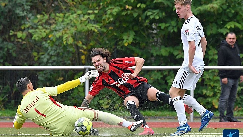 Aleksandar Djordjevic (m.) stellte seinen Torriecher wieder einmal unter Beweis.