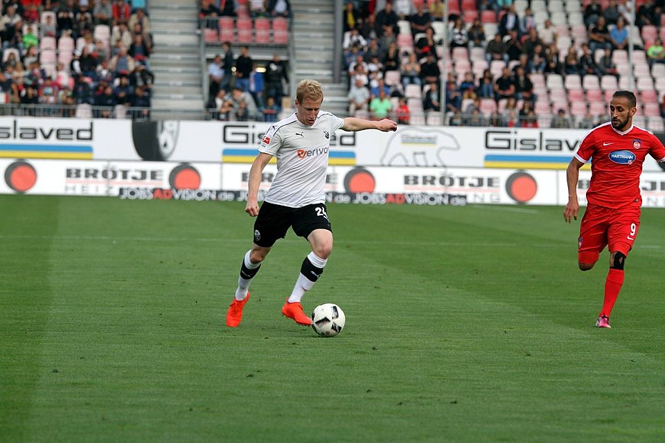 Strebt im Team des SV Sandhausen bei der SpVgg Greuther Fürth Zählbares an: Philipp Klingmann. F: SVS
