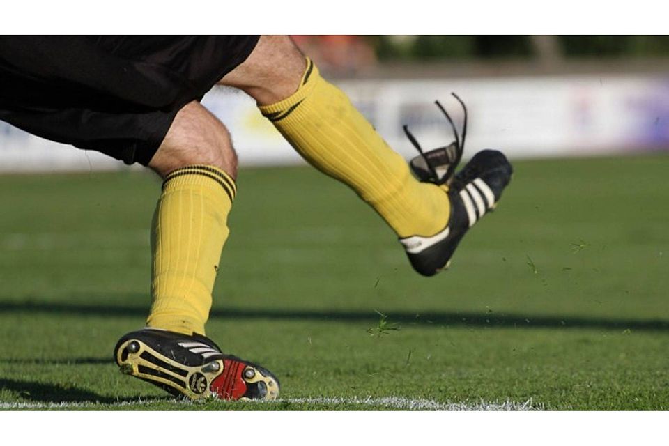 Bald rollt der Ball im Bezirk Unterland wieder. Foto: Rinke