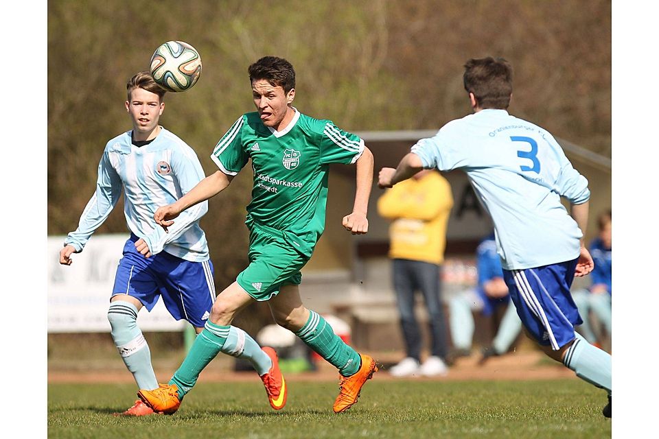 Doppelt erfolgreich: Mit seinen ersten beiden Saisontreffern sorgte Tofan Nowroozi (r.) für den FC Schwedt beim 2:2 gegen den Oranienburger FC Eintracht für die Punkteteilung. Foto: Carola Voigt
