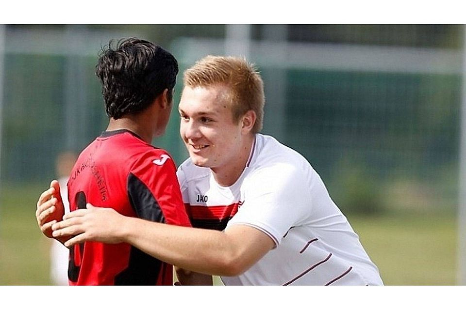 Ein Lachen dürfte sich über alle Gesichter der Akteure der DJK Zeilsheim erstrecken nach dem 4:2-Erfolg über Niederjosbach. F: Lorenz