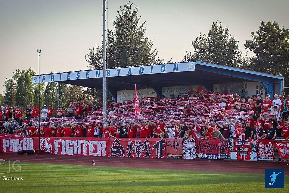 Das Friesenstadion in Sangerhausen wurde schon zweimal zur Ausweichstätte. Das Friesenstadion in Sangerhausen wurde schon zweimal zur Ausweichstätte.