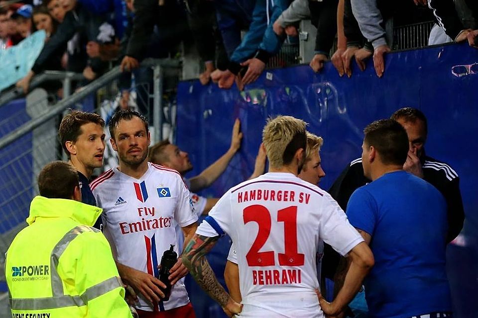 Fünf Jahre lang spielte Westermann beim HSV - meist als Verteidiger vor Keeper Adler (l.).