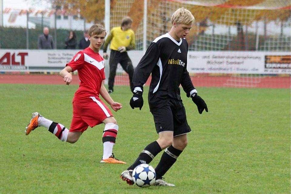 Daniel Zach und Co., wollen Amberg II nicht aus den Augen lassen. Foto: Groitl