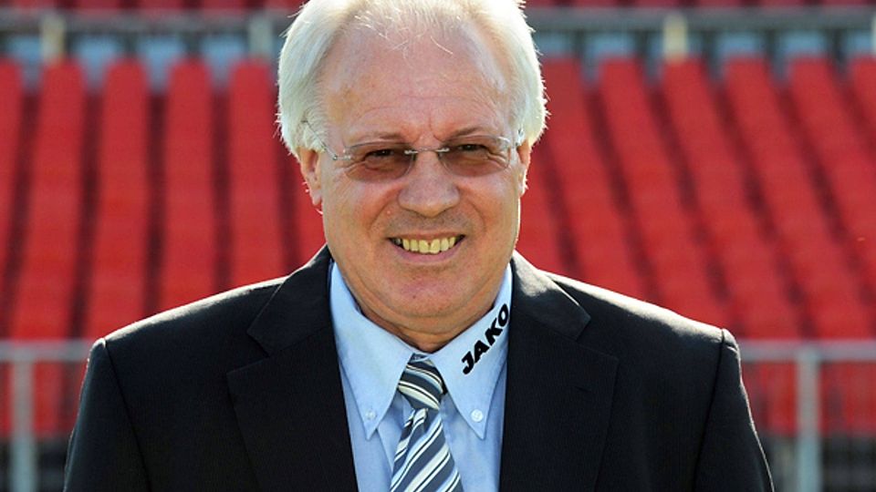 "Ich bin heiß auf die Rückkehr ins Trainergeschäft", verrät Klaus Sturm im Gespräch mit FuPa. F: picture-alliance