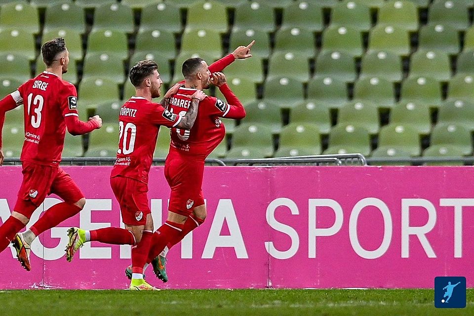 Sercan Sararer (re.) in seiner Zeit bei Türkgücü München.