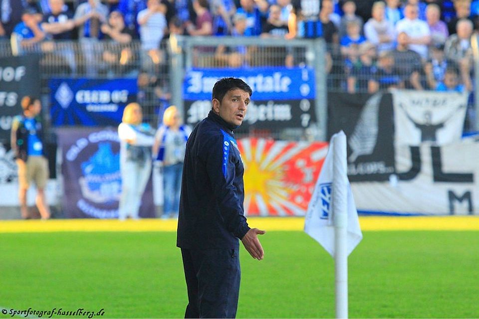 Am Samstag Cheftrainer Kenan Kocak seine Spieler zur ersten Trainingseinheit. F: Hasselberg