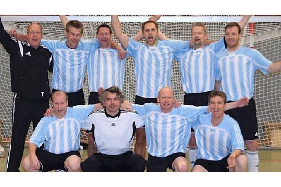 Titel verteidigt: Die Ü-40-Fußballer der  SG Döhlen/Großenkneten Tatiana Gropius