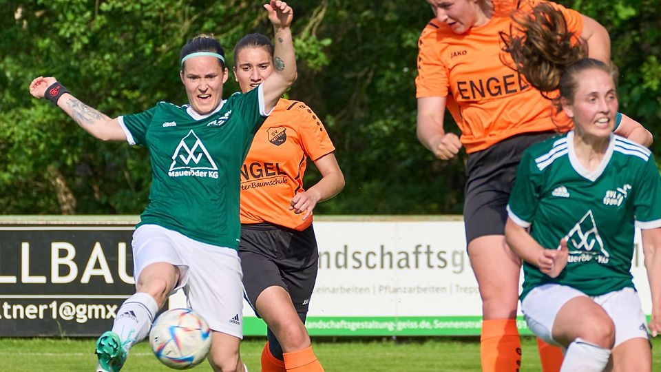 Nadine Böhm erzielt den zwischenzeitlichen Ausgleich zum 3:3