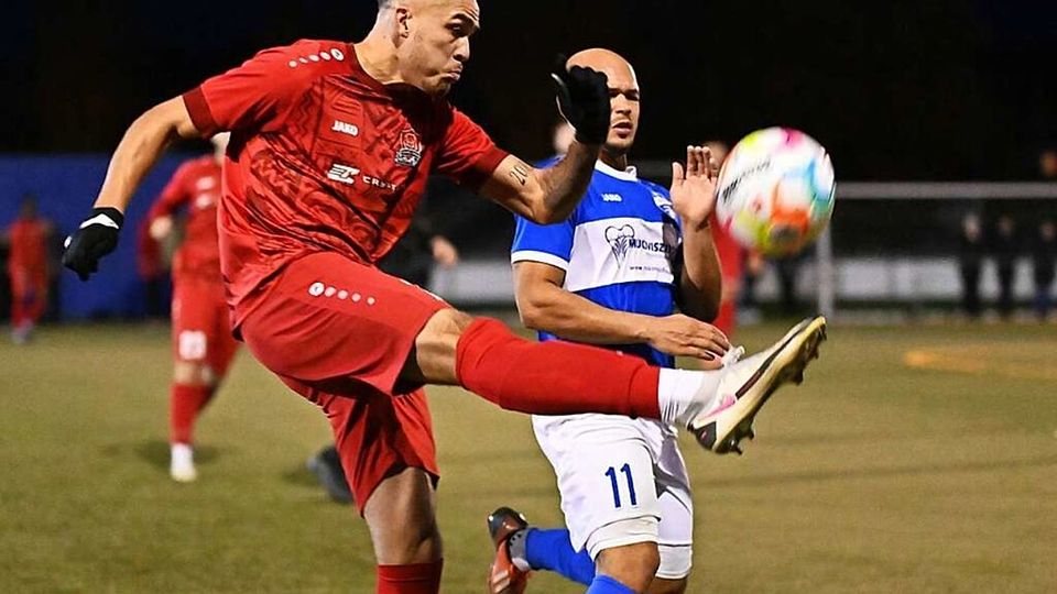 Geht künftig in der zweiten Liga in den Vereinigten Arabischen Emiraten auf Torejagd: Mike Gbajie