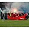 Nach dem Elfmeterschießen feierten die Türkiyemspor-Fans in Kammlach den Aufstieg in die Kreisklasse.  Foto: Robert Prestele