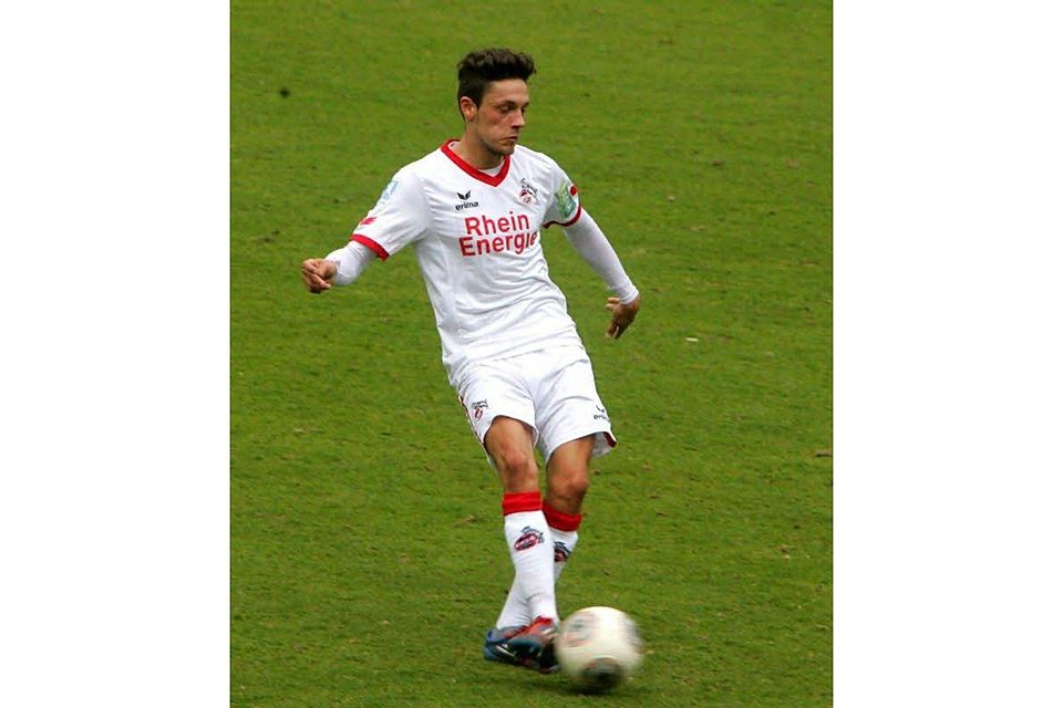 Robin Hörnig hat seinen Vertrag beim 1.FC Köln verlängert.
