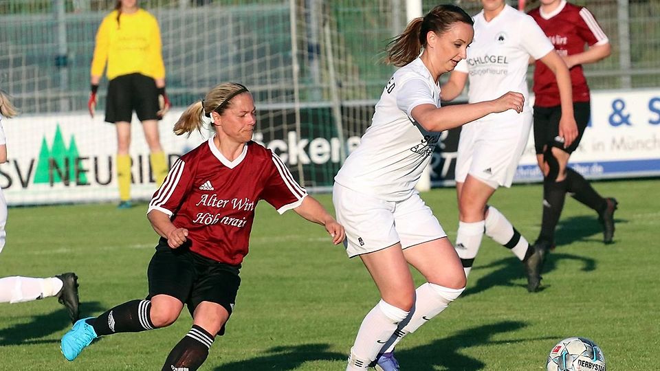 Nur in dieser Szene hinterhergelaufen: Der FSV Höhenrain um Melanie Seichter (l.) schlug Stern München deutlich.