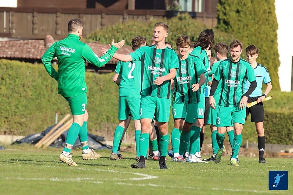 In Adlkofen könnte am Samstag schon die Titelsause steigen.