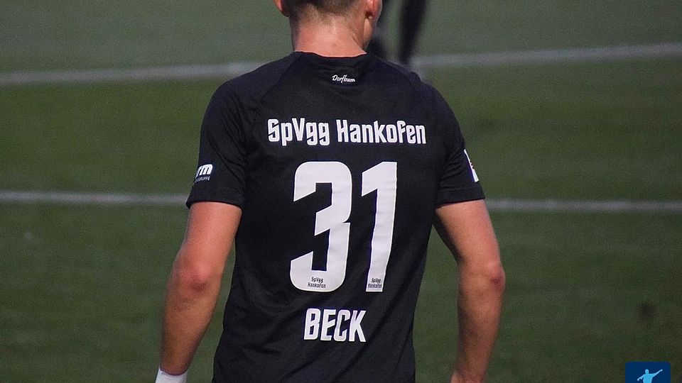 Spielertrainer Tobias Beck und die SpVgg Hankofen-Hailing mussten einen späten Ausgleich hinnehmen.