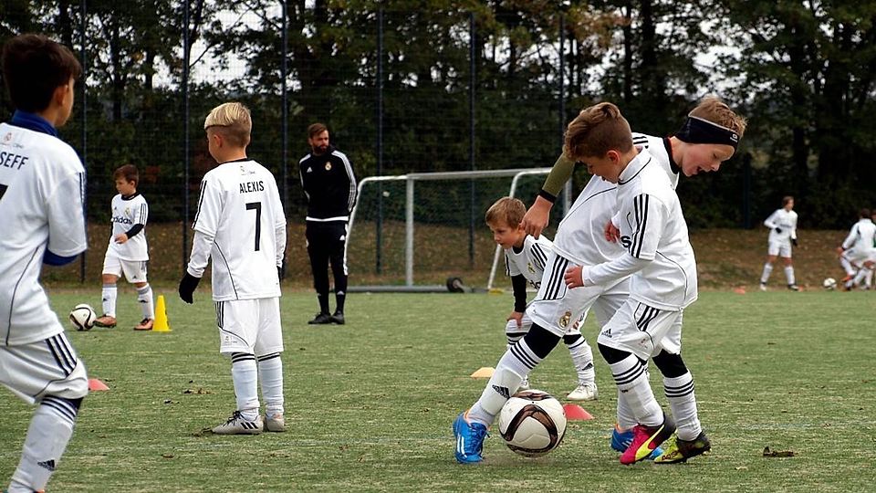 Symbolfoto: Die Fußballschule von Real Madrid gastiert in Hilden. 