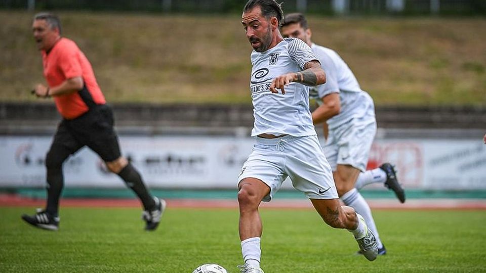 Der TuS Lörrach-Stetten II, hier mit Simone Di Stefano, versucht mit einem Heimerfolg im Relegationsspiel gegen den SV Eggingen 1975 den Verbleib in der Kreisliga A sicherzustellen.