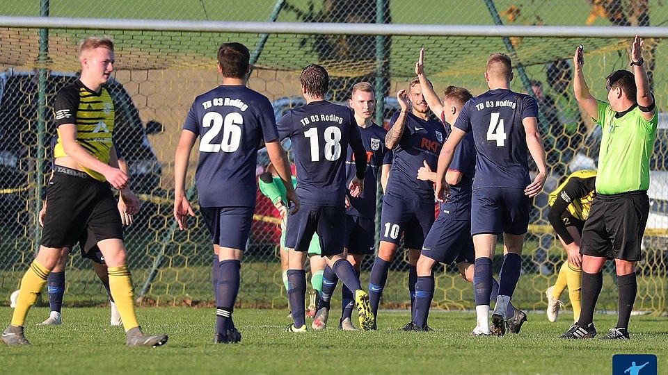 Die Rodinger wollen das Punktspiel am Samstag gegen den FC Kosova spielen. Foto: Simon Tschannerl