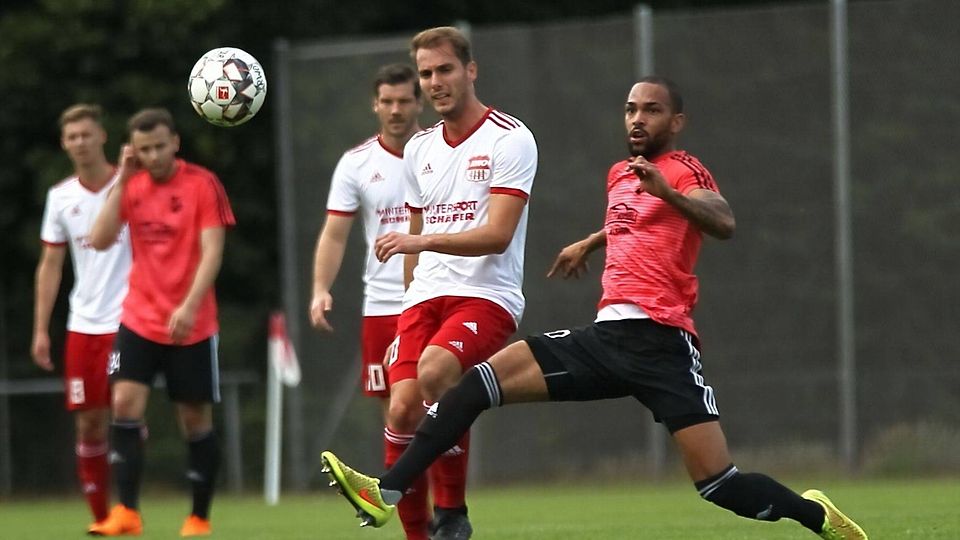 RWO Alzey, hier gegen den SV Gimbsheim, hat endlich mal zwei Chancen in Tore umgemünzt.