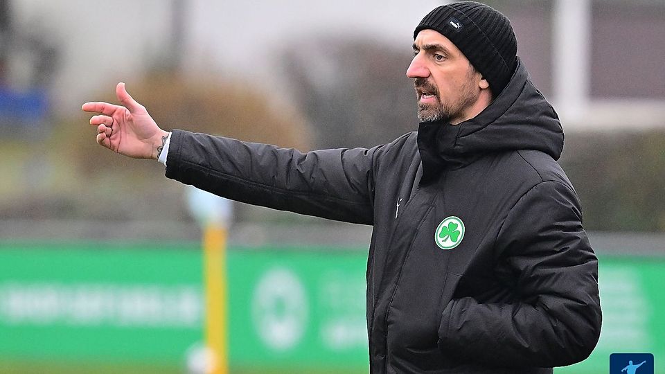 U23-Cheftrainer Roberto Hilbert und seine Schützlinge wollen sich auf das Sportliche konzentrieren.