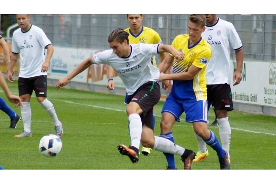Knappes und spannendes Spiel: Andor Bolyki zog mit dem FSV Union Fürstenwalde in die 3. Pokalrunde ein. Foto: Mitsch Rieckmann