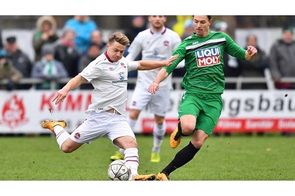 Jonas Hofmann (li.) wird ein Sportfreund. Der 21-Jährige wechselt zum Drittligisten nach Lotte. F: Traub