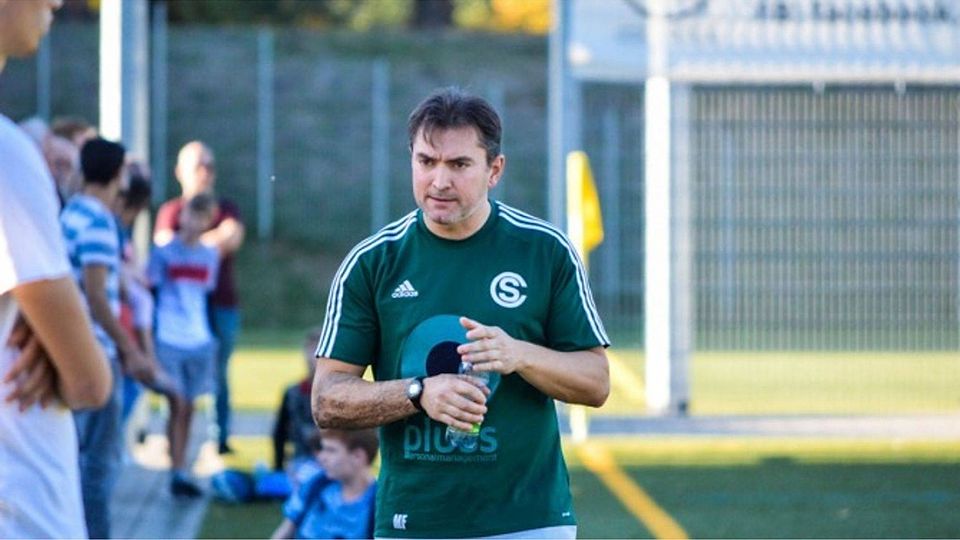 Coach Max Franz steht noch 13 Spiele beim SC GW Paderborn an der Seitenlinie