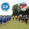 Die SG Kirchardt (blau) macht sich am Samstag als Favorit für das Sinsheimer Derby gegen Türkspor Eppingen bereit.
