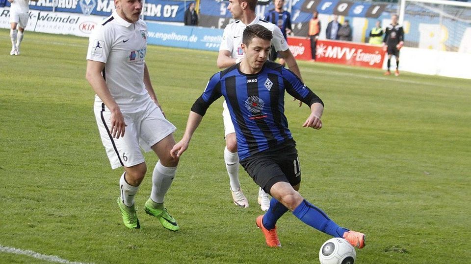 Am Dienstag bestreiten Giuseppe Burgio und Co. ihr erstes Testspiel gegen die SpVgg 07 Mannheim.  F: Dinger