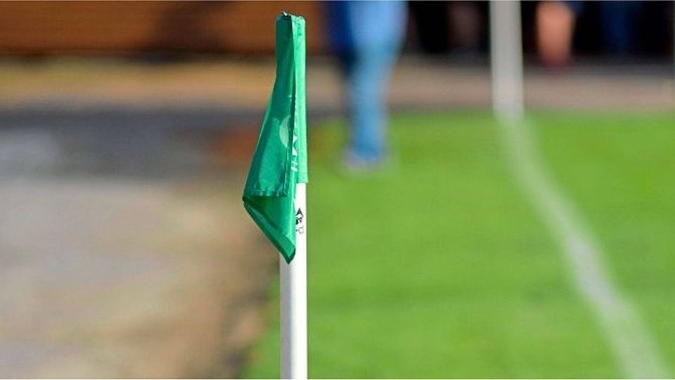 Auch ein Ball macht mal Pause. Foto: Helge Holz