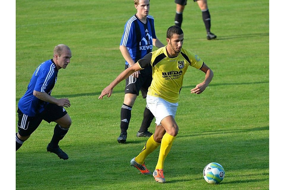 Keine gute Nachricht: Burhan Karasu (r.) wurde am Dienstag am Sprunggelenk operiert und fällt den Rest der Saison aus. F: Christian Eberhardt